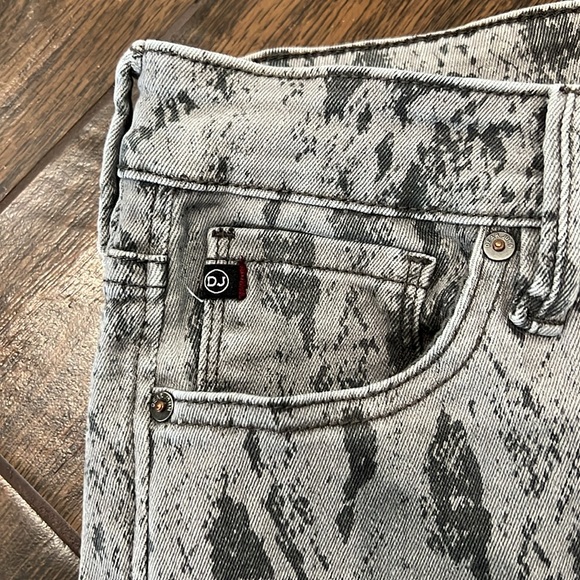 Dear John Gisele Python Snake
Print High Waisted Skinny Jeans Size 24 - Picture 4 of 5